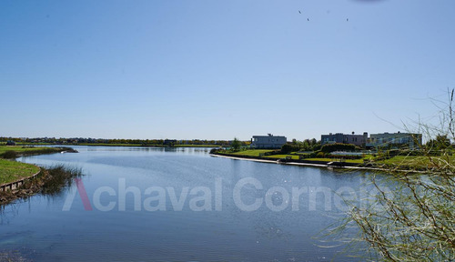 Puertos Escobar | Amarras - Lote Al Agua En Venta