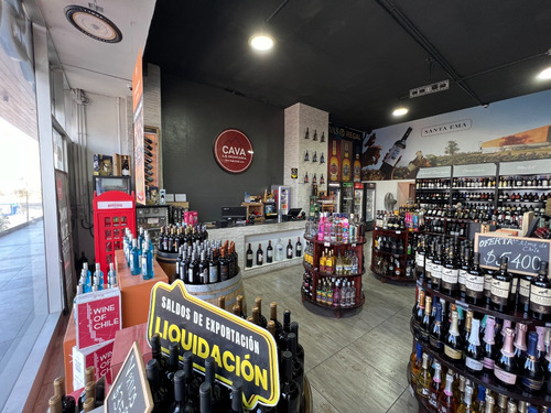 Derecho A Llave / Botilleria Boutique En Valle Grande