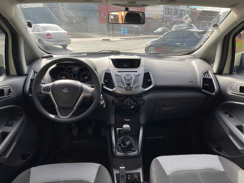 Imagen 8 de 15 de Ford Ecosport 1.6 Se 110cv 4x2 2015