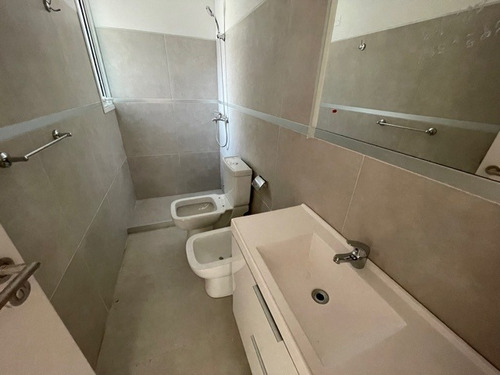 Imagen 12 de 13 de Alquiler Apartamento Carrasco 1 Dormitorio