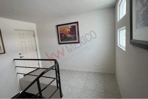 Residencia De Lujo En Venta Ubicada Punta Piedra Ensenada
