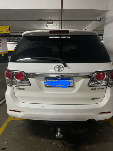 Toyota Hilux SW4 3.0 Srv 7l 4x4 Aut. 5p