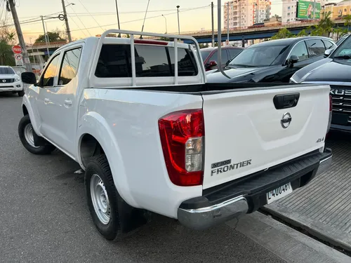 Nissan Frontier Np300 2020