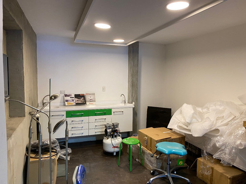 Imagen 6 de 18 de Gran Casa Remodelada Apta Para Empresa , Venta