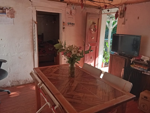 Casa Con Gran Patio En Ercilla Bajo