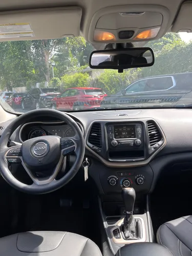 Jeep Cherokee Latitud 2018