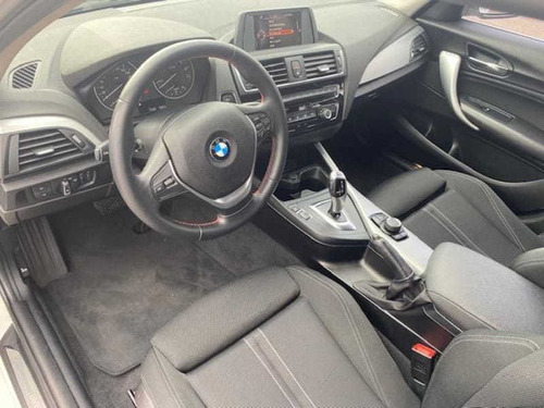 Imagem 6 de 15 de Bmw 120i Sport Activeflex 2016