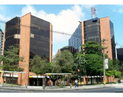 Arriendo Local En El Poblado, Medellín