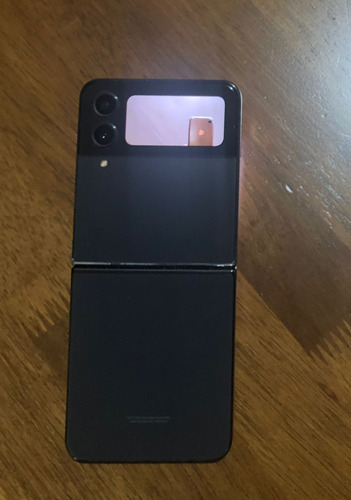 Celular Samsung Galaxy Z Flip 4 Usado Con Detalle (Usado)
