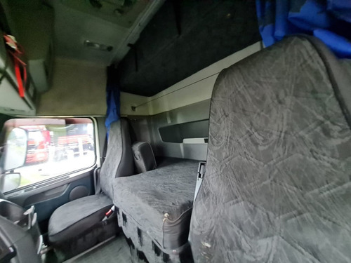 Imagem 12 de 19 de Volvo Fh 460 6x2 Trucado Ano 13 Globetrotter Susp Molas Aut