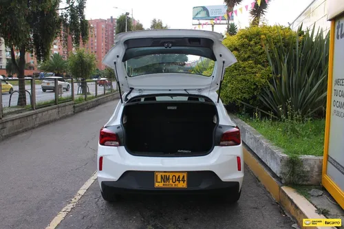 Chevrolet Onix 1.0 PREMIER HATCHBACK AT