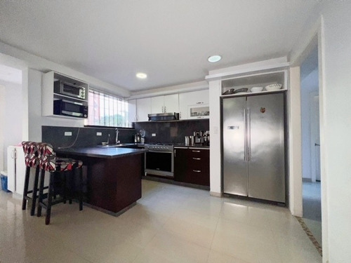 Imagen 4 de 12 de Se Vende Apartamento 145m2, 3h/3/3pe. Guatire.