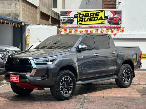 Toyota Hilux Srx 2.8 4x4 Diesel Mod 2023 Con Blindaje 2plus