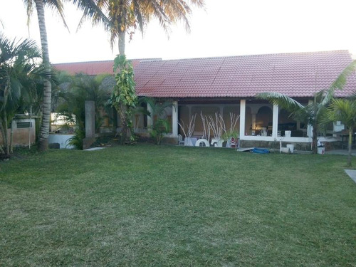 Local Comercial Renta 1600 M² Cerca Playa Tuxpan Veracruz