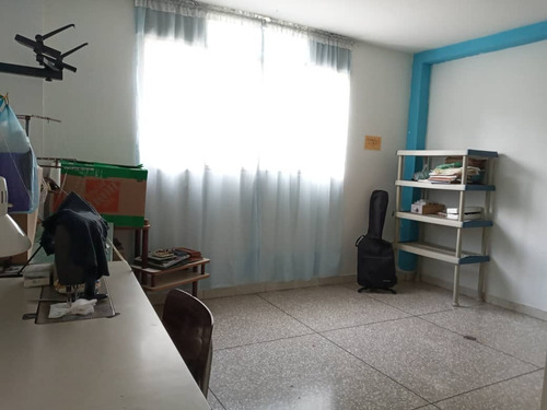 Imagen 6 de 14 de Apartamento Via El Pueblo Al Lado Urb Toronjil San Antonio De Los Altos