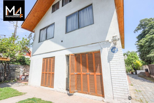 Linda Casa Con Excelente Conectividad En Las Condes