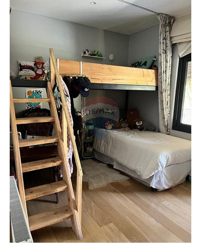Vive La Comodidad En Este Hogar De Ensueño