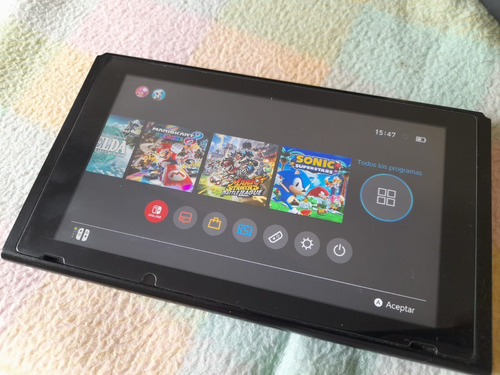 Consola Nintendo Switch + Accesorios + Juegos
