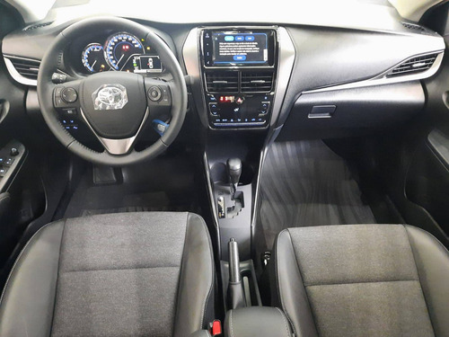 Imagem 12 de 13 de Toyota Yaris 1.5 16v Flex Sedan Xs Connect Multidrive
