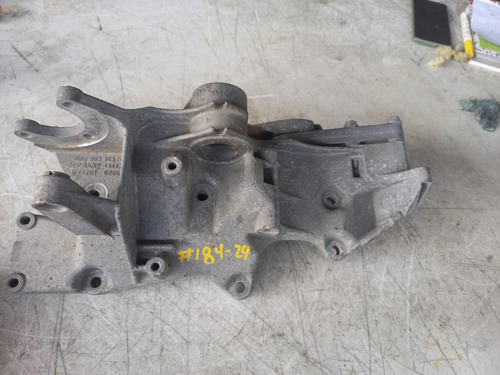 Base De Soporte Alternador Passat Audi 02-08 #184 (Usado)
