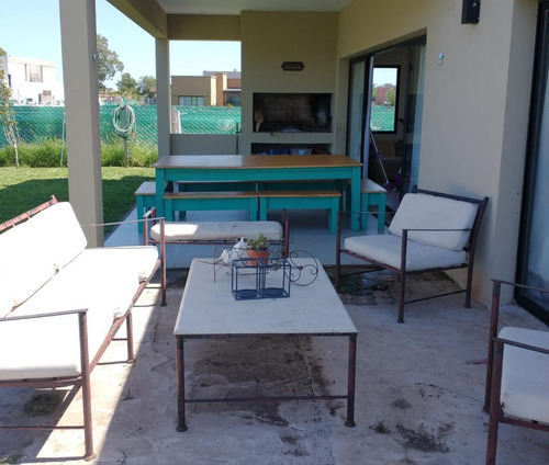 Casa En Venta O Alquiler - Santa Elena - Pilar Del Este