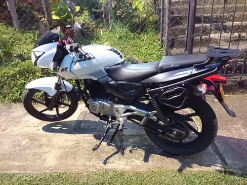 Bajaj Pulsar 180gt