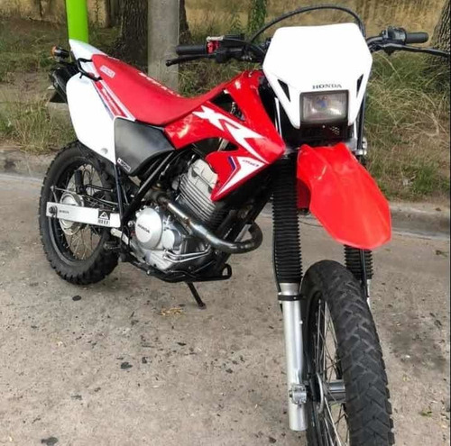 Imagen 10 de 15 de Honda Tornado