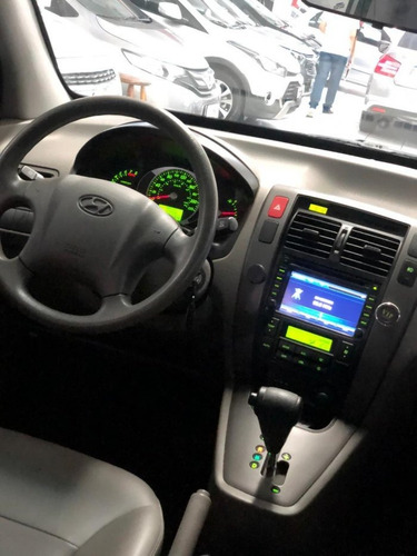 Tucson 2.0 Mpfi Gls Top 16v 143cv 2wd Flex 4p Automático