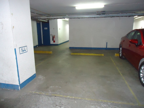 Excelente Ubicacion / Las Torcazas / Apoquindo/ Metro Alcant