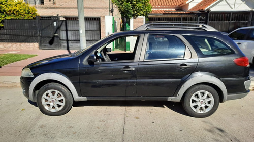 Imagen 2 de 14 de Fiat Palio Weekend Trekking 1.4n Mt 5 Ptas. / Nafta / 2011
