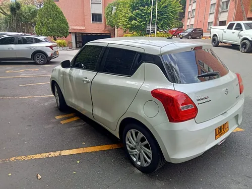 Suzuki Swift 1.2 Hybrid 2Wd
