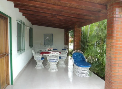 Imagen 8 de 9 de En Venta Bonita Casa De Playa / El Playón Jessika Cedeño 0421368338