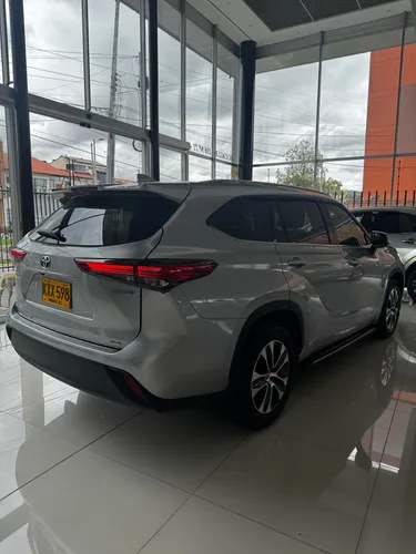 Toyota Highlander Modelo 2022 Xle Hibrida Awd