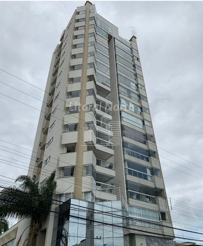 Imagem 2 de 15 de Apartamento Amplo Com 03 Suítes No Bairro Fazenda - 2497_1