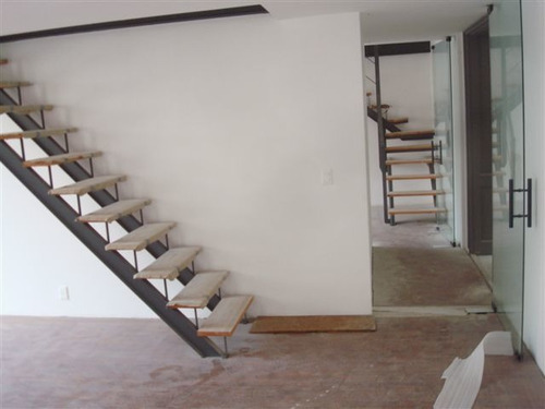 Venta Edificio Oficinas Ciudad Vieja 1500m2 Reciclados