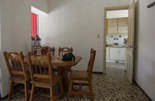 Imagen 2 de 10 de Venta Casa Patio Garage A 1 De Herrera La Blanqueada