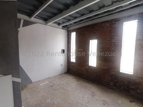 Imagen 8 de 22 de Edificio Comerciales En Alquiler Centro Cabudare Lara, Venezuela, #23-12066 // Arnaldo Lopez R A H Telf. 0424-5257450