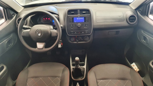 Imagem 3 de 12 de Kwid Zen 2020 Com Baixa Km!
