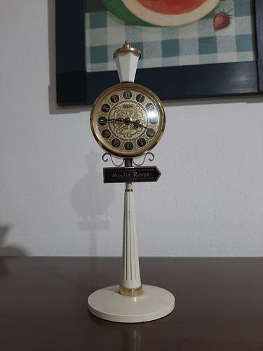 Reloj Despertador De Cuerda . Japones