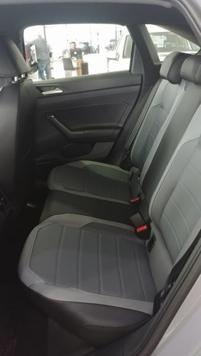 Volkswagen Nivus Highline Hd