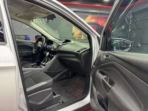 Ford Escape 2.5 S Plus L4 At