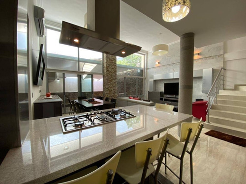 Imagen 10 de 22 de Remax Infinity Exclusivo Townhouse A Estrenar 140637 Frances Mijares 04144990396