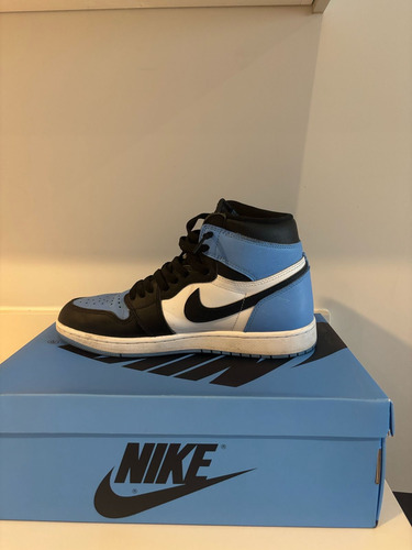 Jordan 1 Retro High Og Unc Toe 9.5 Usa (Usado)