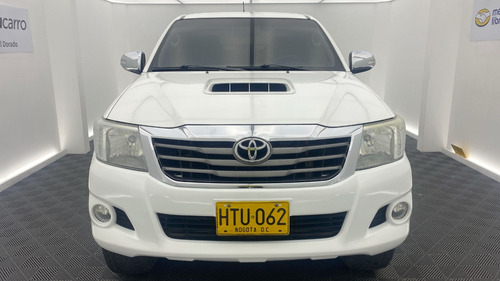 Imagen 13 de 25 de Toyota Hilux 3.0 Srv
