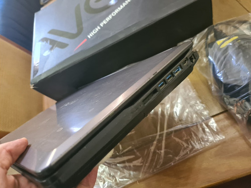 Avell G1511 Gtx 660 Notebook 16gb Ssd Com Caixa (Usado)