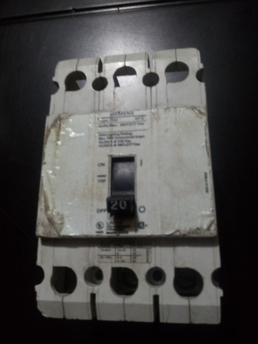 Interruptor Termomagnetico 20 Amperes 3 Polos (Usado)