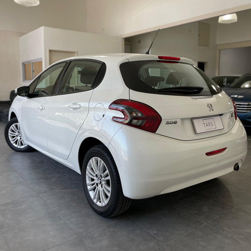 Peugeot 208 1.6 Allure