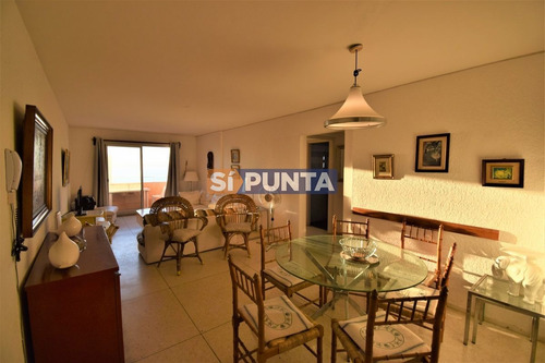 Imagen 9 de 21 de Apartamento En Peninsula, 2 Dormitorios *