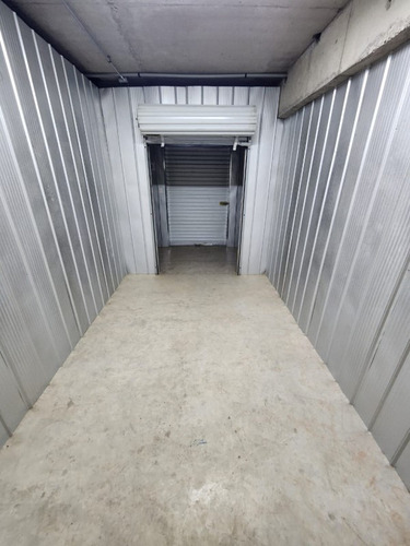 Excelente Oportunidad De Inversión . Venta De Bodegas Y Estc