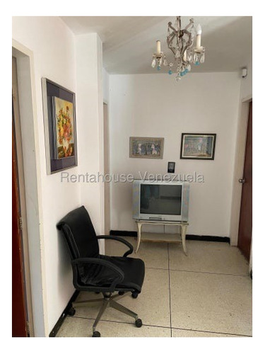 Casa En Venta La Trinidad Es25-18359